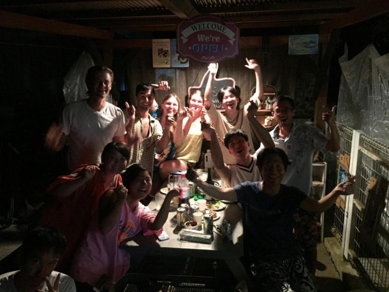 Holiday House Ryukyu-An "Music Hostel" Yomitan Exterior foto